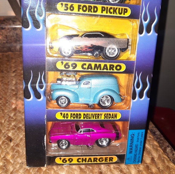 The Original Muscle Machines Die-cast cars 2002 - Picture 2 of 5